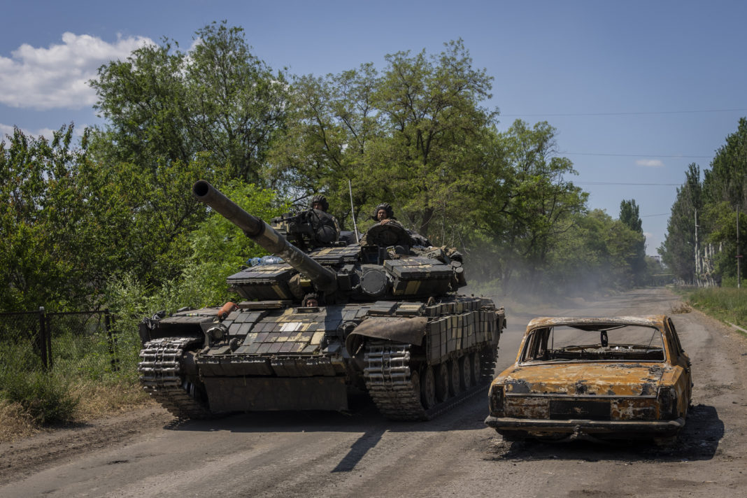 Ουκρανία: Συνολικά 321 βαρέα άρματα έχουν υποσχεθεί στο Κίεβο οι δυτικές χώρες