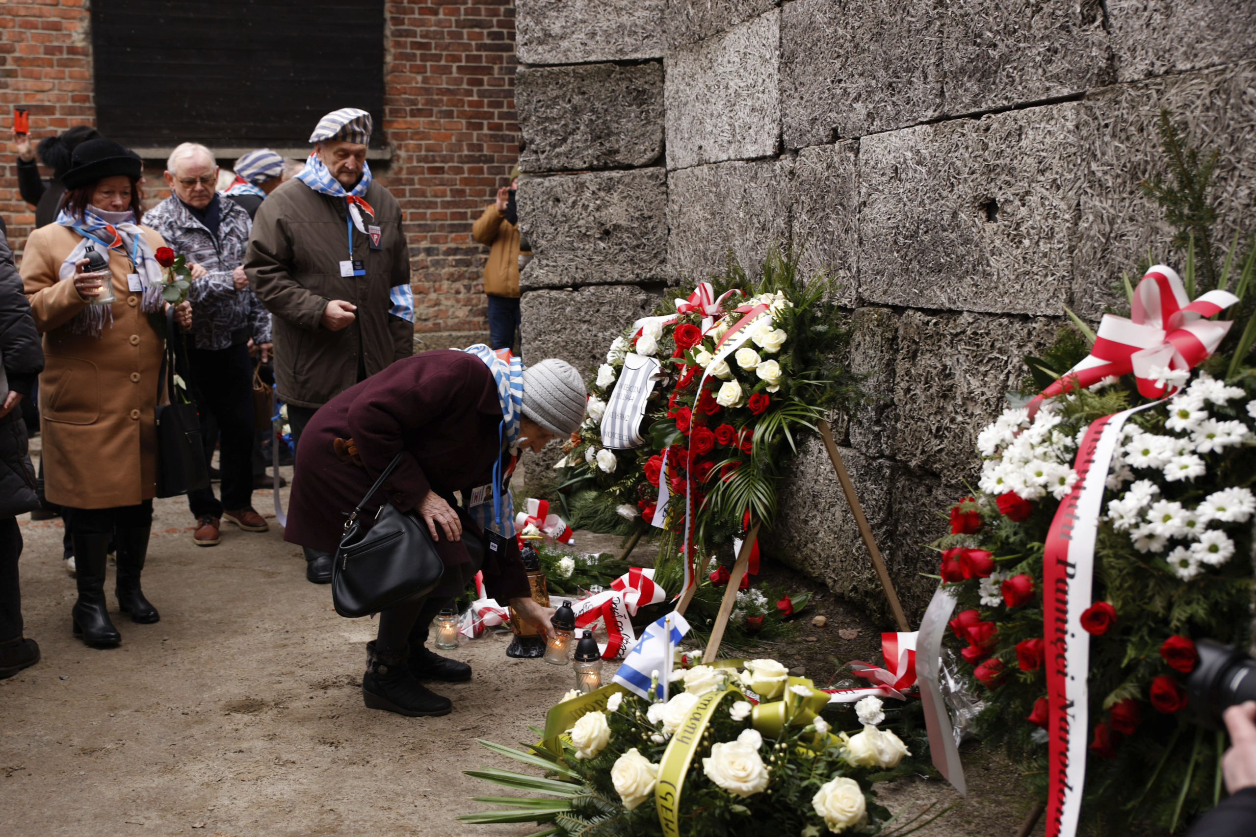 «Ποτέ ξανά» Ολοκαύτωμα – Ημέρα μνήμης στη σκιά του πολέμου στην Ουκρανία