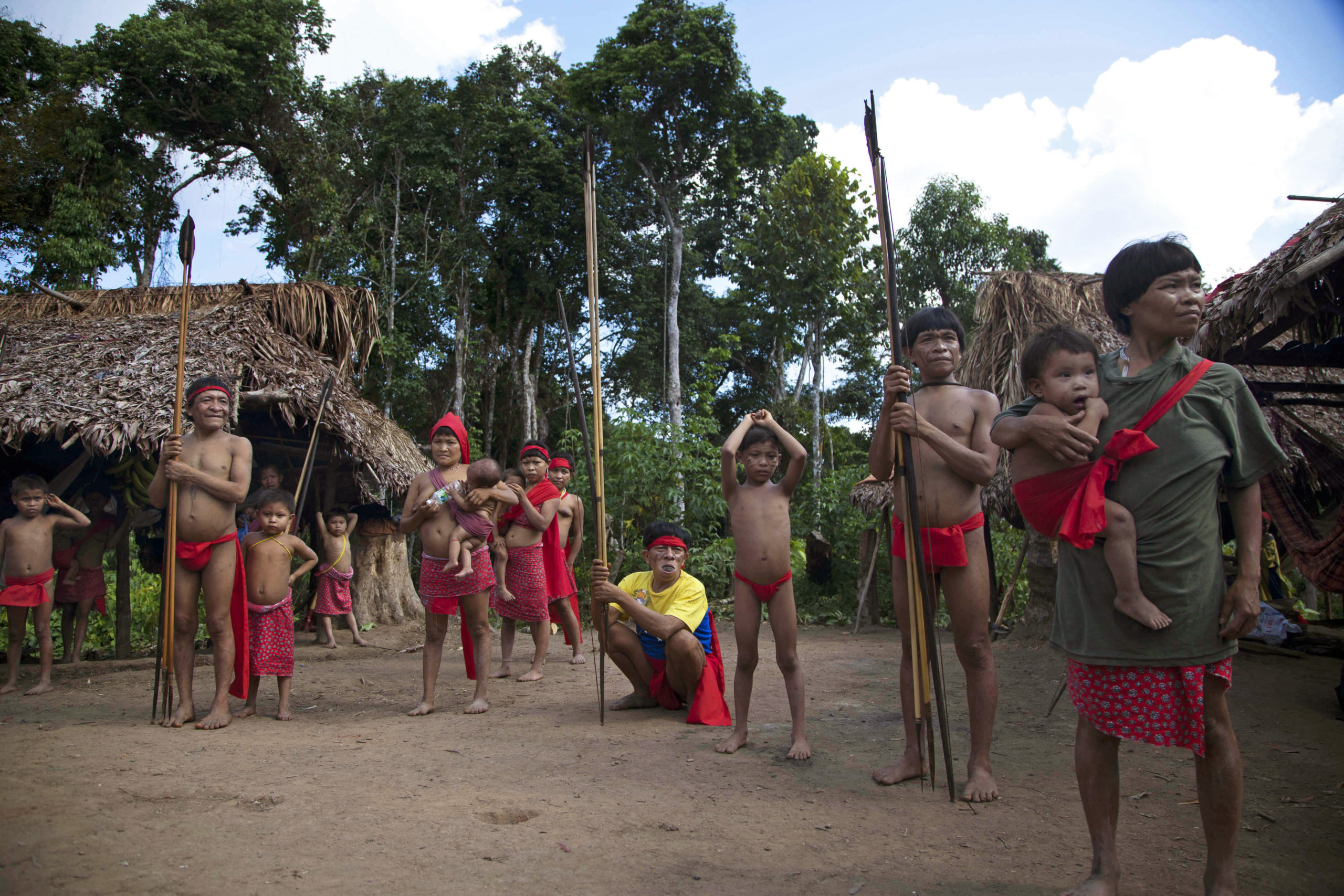 Βραζιλία: Έρευνα για «γενοκτονία» των ιθαγενών, μετά τον θάνατο 100 παιδιών Γιανομάμι μέσα σε έναν χρόνο