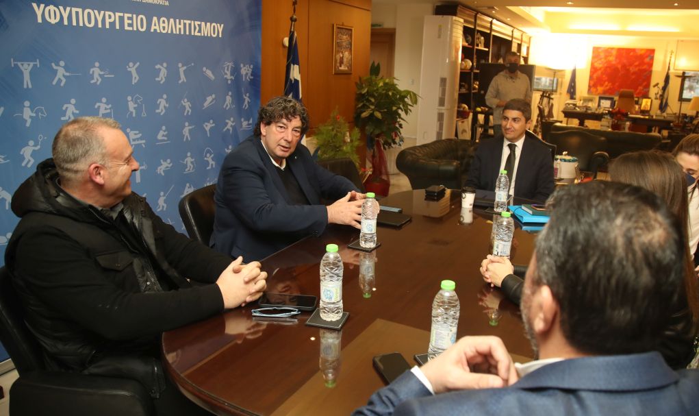 Νέα συνάντηση του Αυγενάκη με τους επικεφαλής των επαγγελματικών πρωταθλημάτων