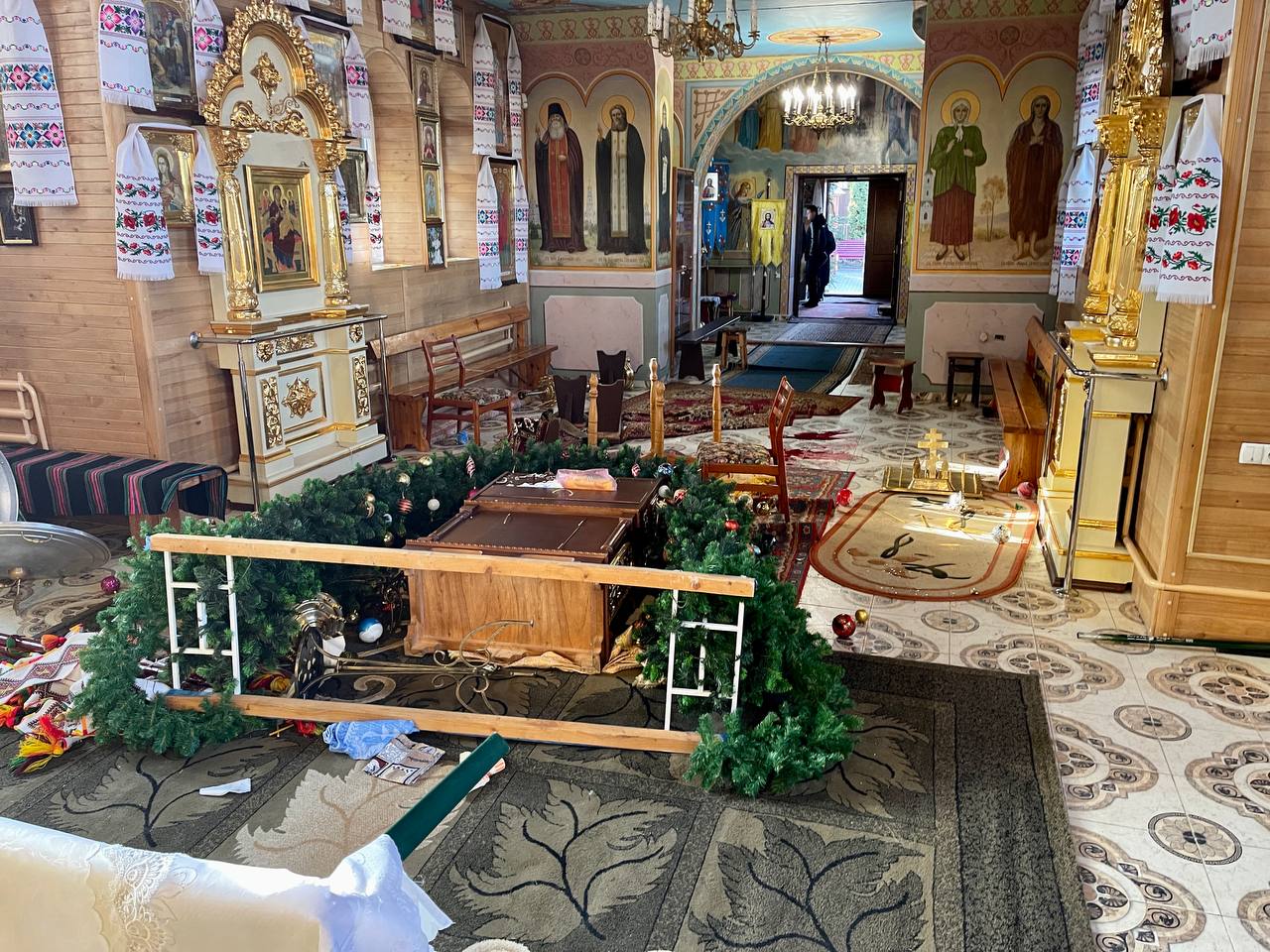 Βίνιτσα: Άνδρας εισέβαλε σε ναό και μαχαίρωσε ιερέα