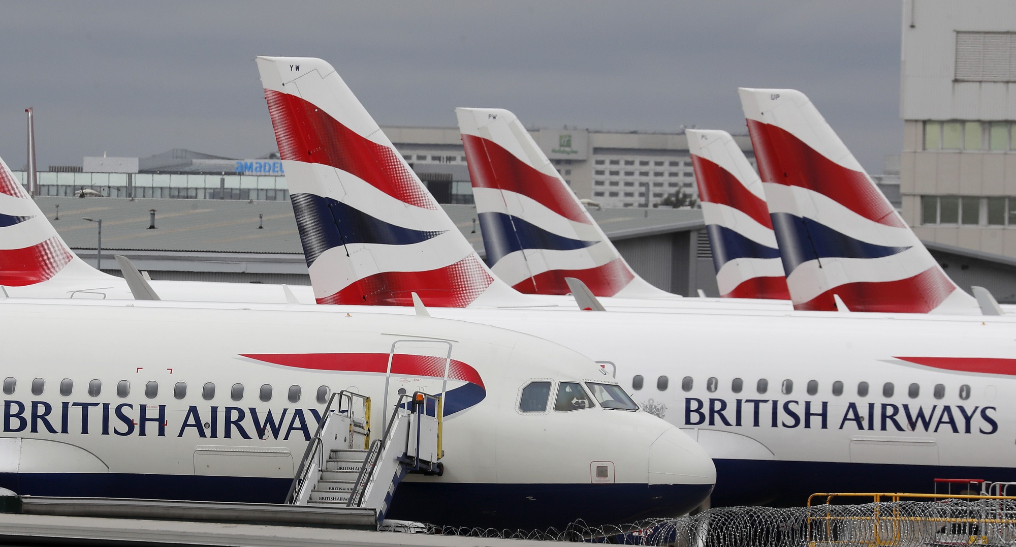Η.Β: Πολικές θερμοκρασίες στο Λονδίνο-Ακυρώθηκαν πτήσεις στο Χίθροου