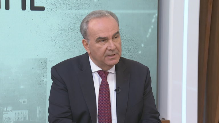 Παπαθανάσης στην ΕΡΤ: Kαλάθι νοικοκυριού και market pass θα καλύπτουν το 70% της επιβάρυνσης του πληθωρισμού