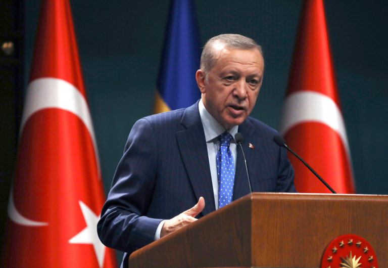 O Ερντογάν υποστηρίζει πως δικαιούται τρίτη υποψηφιότητα για την προεδρία
