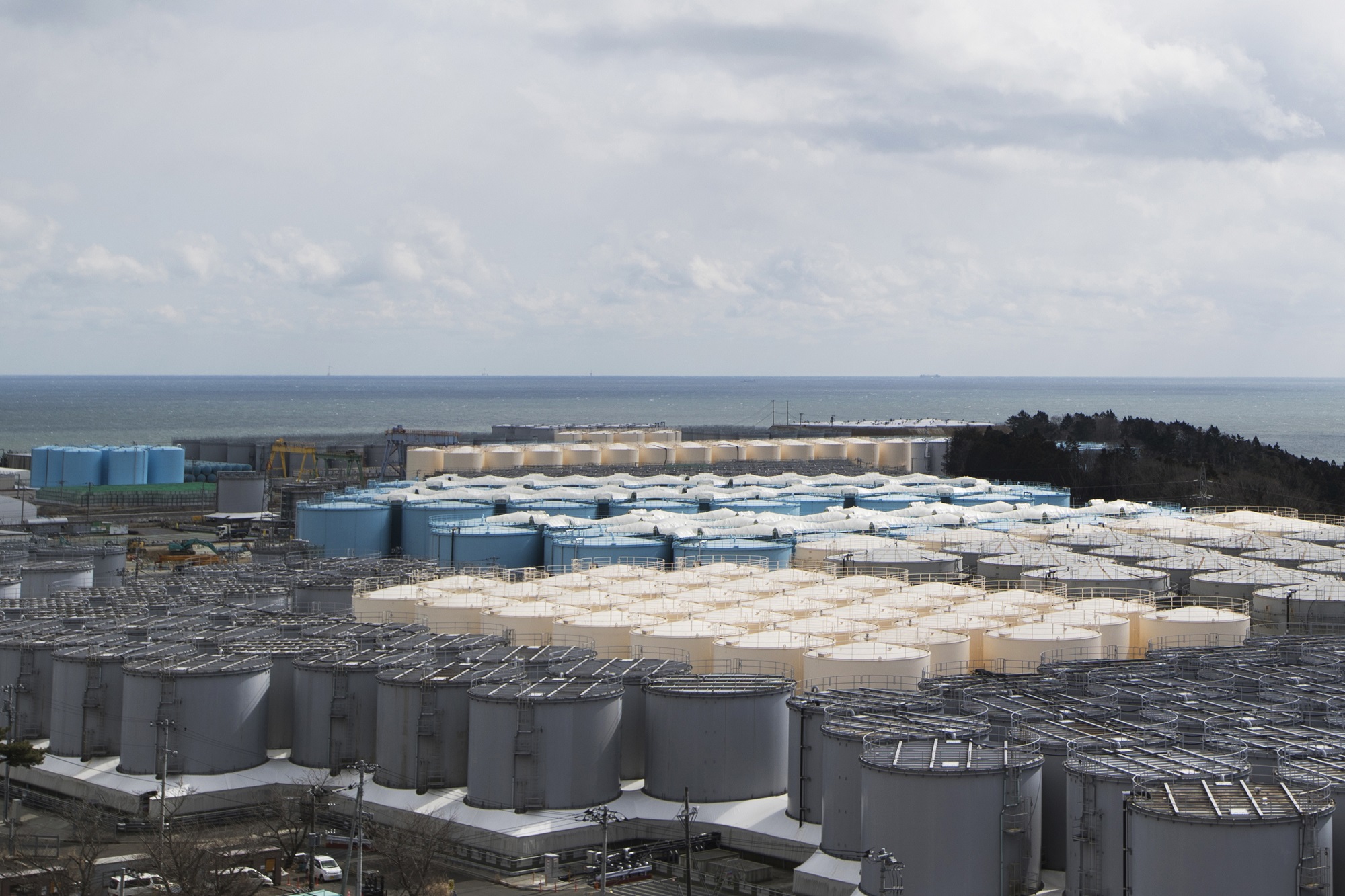 Ιαπωνία: Έκκληση των νησιωτικών χωρών να μην πετάξει ακόμη στη θάλασσα τα μολυσμένα νερά του πυρηνικού εργοστασίου στη Φουκοσίμα