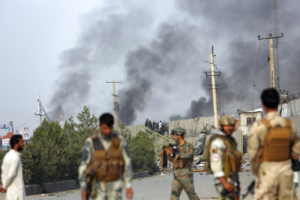Έκρηξη στο στρατιωτικό αεροδρόμιο της Καμπούλ – Νεκροί και τραυματίες