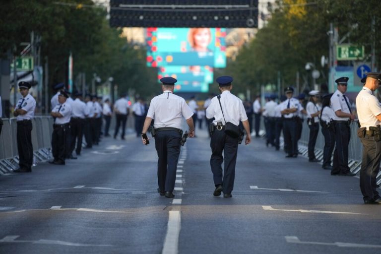 Ουγγαρία: Επίθεση με μαχαίρι στη Βουδαπέστη – Νεκρός αστυνομικός