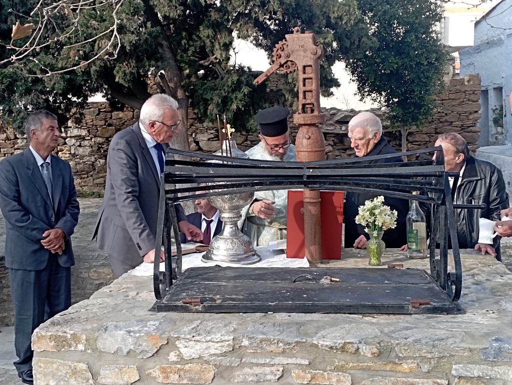 Οι “σταυριάτες” των Ψαρών – Θεοφάνια στο ηρωϊκό νησί