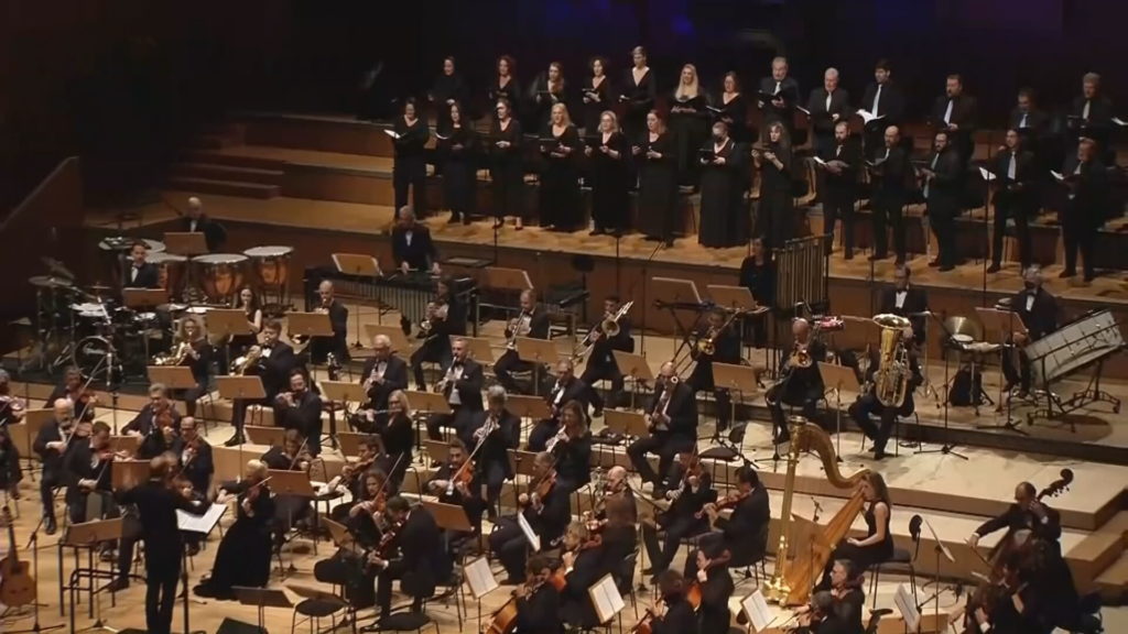 «Γεννήθηκα στη Σαλονίκη»: Συναυλία του Διονύση Σαββόπουλου με τη Συμφωνική Ορχήστρα της ΕΡΤ (video)