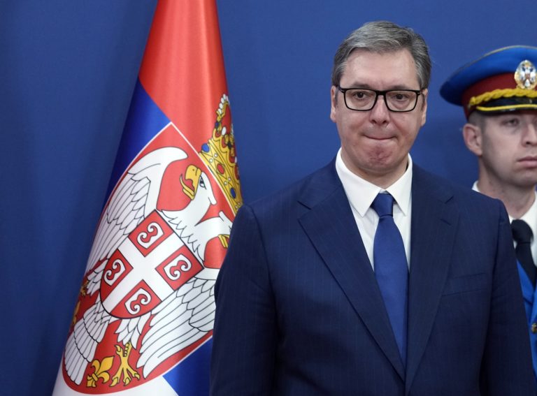 Σερβία: Απειλή παραίτησης από τον Αλ. Βούτσιτς μετά τις εσωκομματικές επικρίσεις για το Κόσοβο – Τα 10 άρθρα της Ευρώ-αμερικανικής πρότασης