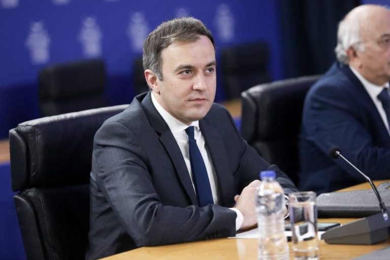 Τ. Χατζηβασιλείου στο Πρώτο: Άκυρη, αβάσιμη, ασταθής και έωλη, η πιθανή υπογραφή χάραξης ΑΟΖ, Συρίας και Τουρκίας (audio)