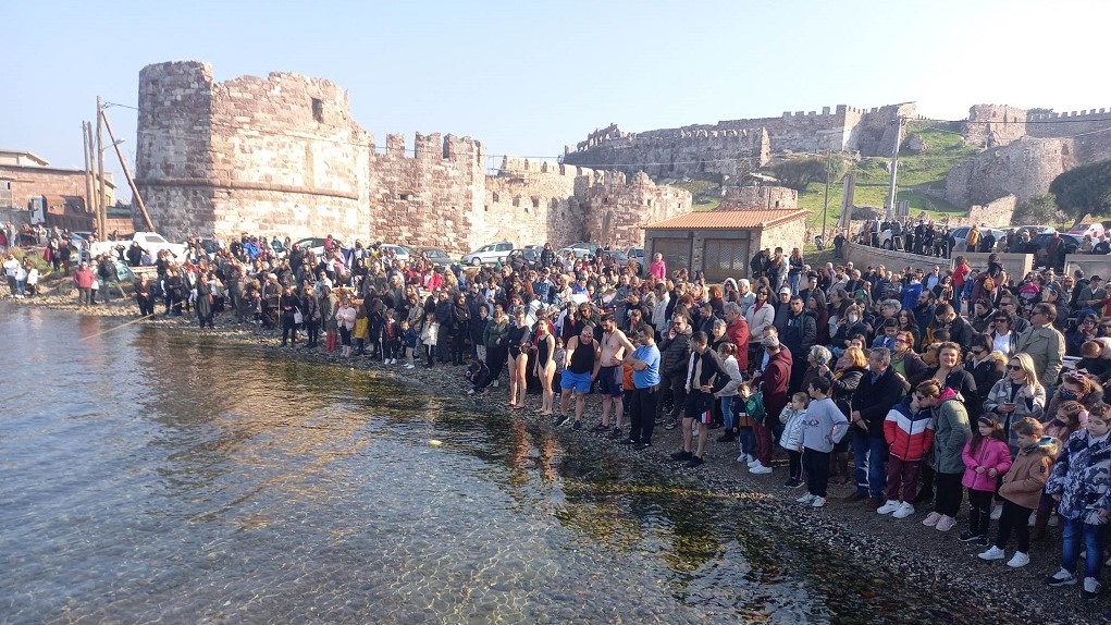 Λαμπρά τα Θεοφάνια στη Μυτιλήνη