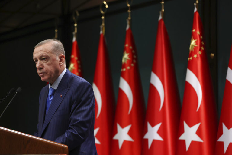 Α. Δεσποτόπουλος: Η Τουρκία θα αντιμετωπίσει οικονομικές προκλήσεις – Αντίπαλος του Ερντογάν θα είναι ο ίδιος του ο εαυτός (video)