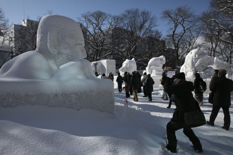 Ένθετο Κόσμος: Ξεκίνησε το φεστιβάλ πάγου στην Ιαπωνία