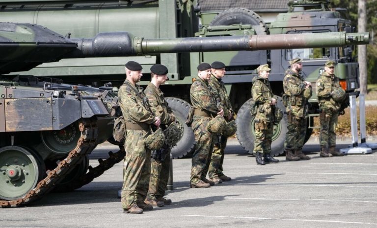 Bloomberg: Γερμανική έγκριση την Τετάρτη (25/1) σε αποστολή αρμάτων Leopard στην Ουκρανία