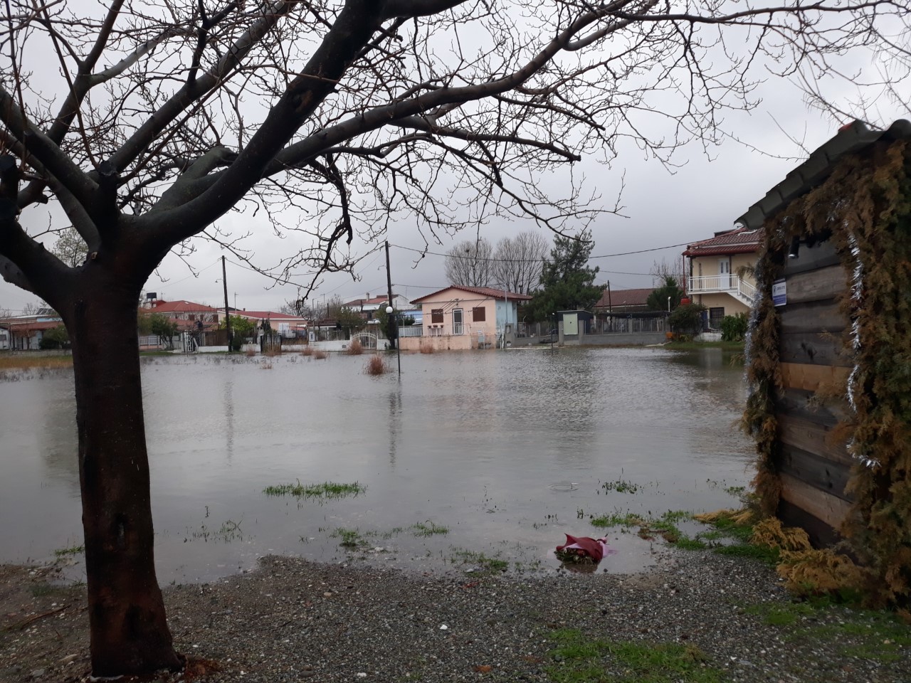 Ο Ν. Πουτσιάκας για τις πλημμύρες στα παράλια του δήμου Τεμπών