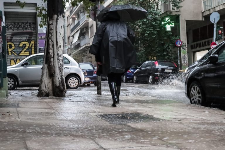 Έντονη βροχόπτωση στην Αττική
