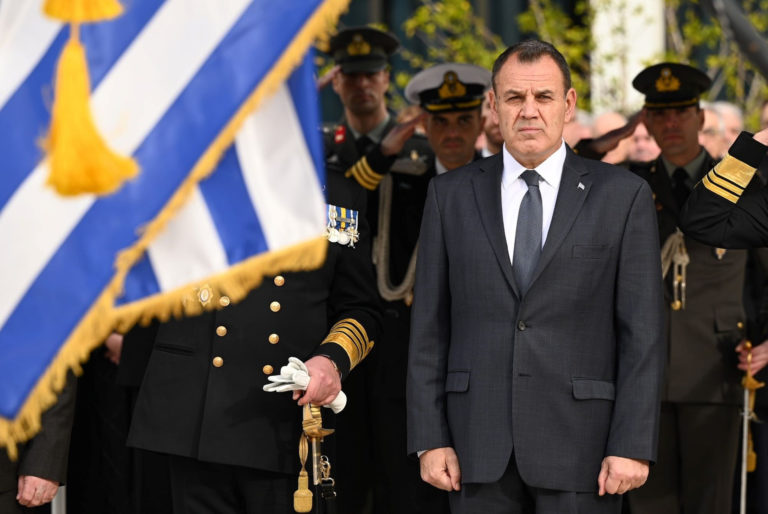 Βουλή – Παναγιωτόπουλος σε ΣΥΡΙΖΑ: Αφήστε τις Ένοπλες Δυνάμεις έξω από την πολιτική αντιπαράθεση