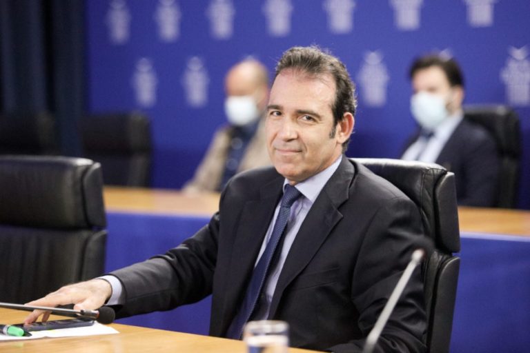 Γ. Παγουλάτος στο Πρώτο: Έχουμε μπει σε πορεία αποπαγκοσμιοποίησης – Υπάρχουν φραγμοί στις παγκόσμιες εφοδιαστικές αλυσίδες (audio)