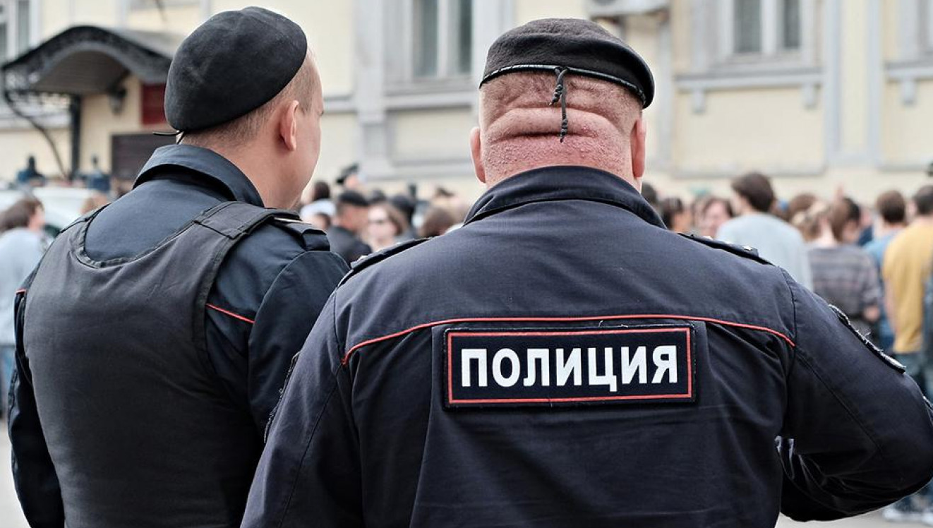 Ρωσία: Σύλληψη άνδρα που κατηγορείται για τον σχεδιασμό επιθέσεων εναντίον δικαστηρίων για λογαριασμό της Ουκρανίας