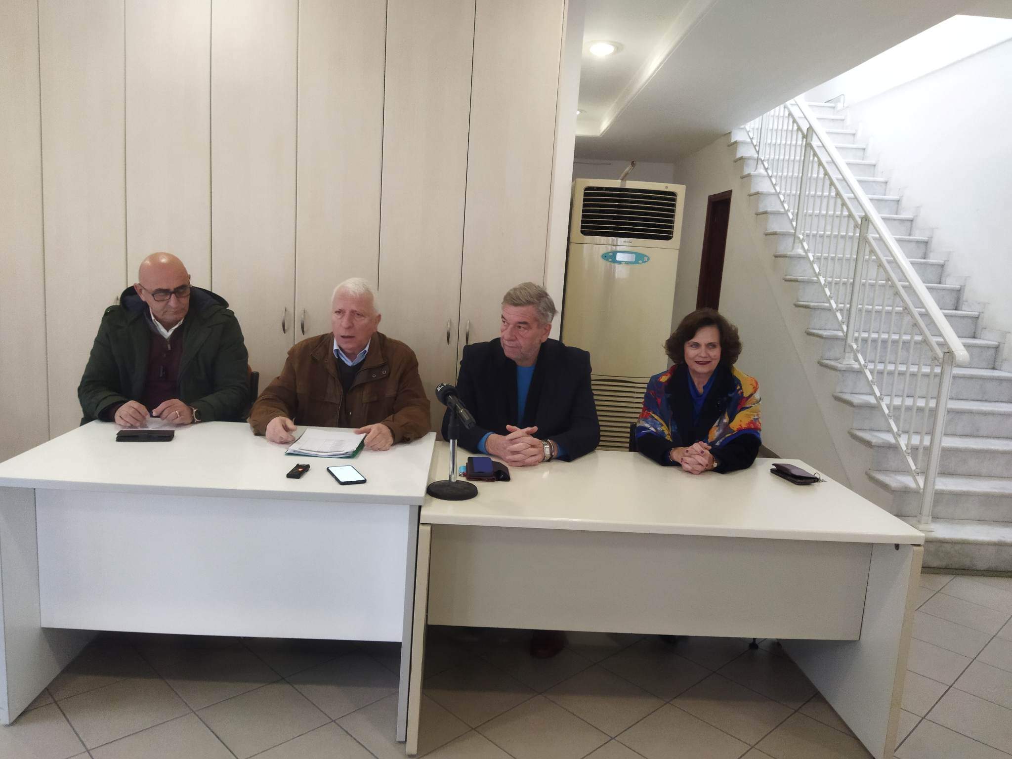 Ανακοίνωσε άλλους δυο υποψηφίους ο Κώστας Μουτζούρης