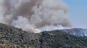 Σάμος: Άμεσα η πυροσβεστική έσβησε δύο εστίες πυρκαγιάς – Έκκληση για να σταματήσουν τις καύσεις οι αγρότες