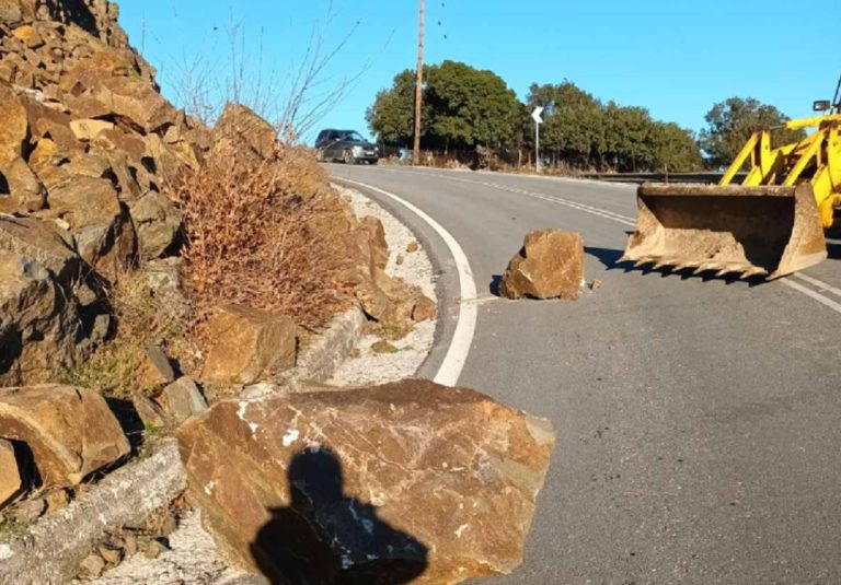 Αυτοψίες κλιμακίων στα σεισμόπληκτα κτήρια στην Λέσβο – Εγκαθίστανται δύο νέοι σεισμογράφοι (βίντεο)