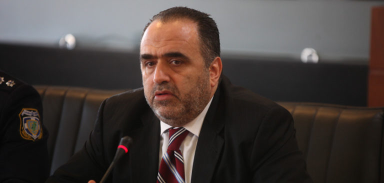 Ο Νίκος Χαρδαλιάς διέγραψε τον Μανώλη Σφακιανάκη με αφορμή δηλώσεις του για τη δολοφονία της 28χρονης