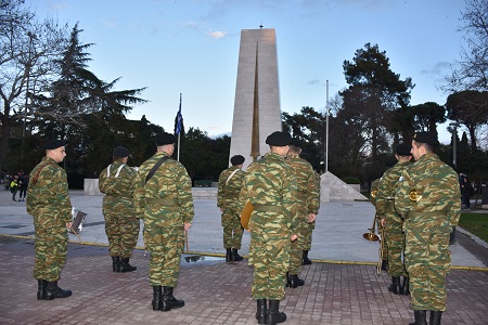 Κομοτηνή: Κυριακάτικη συνάντηση στο ηρώο της πόλης