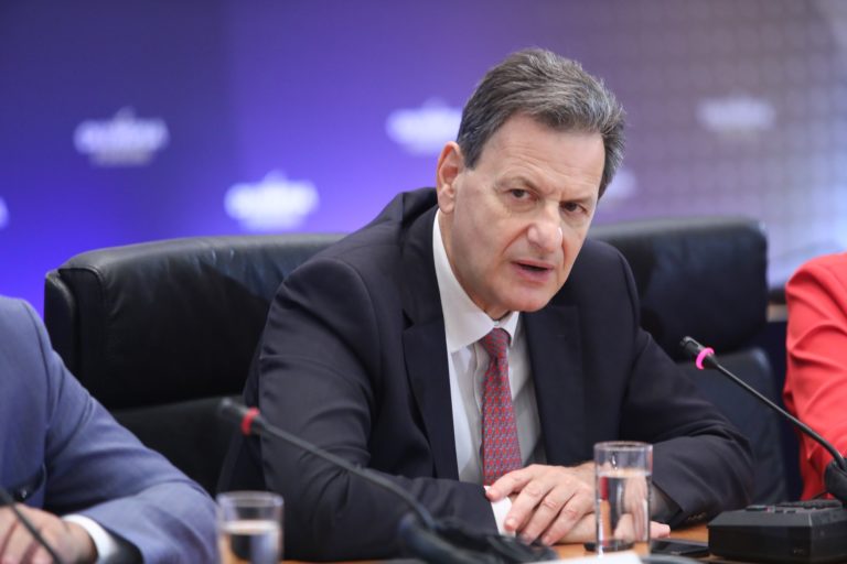 Θ. Σκυλακάκης: Μπήκαν στη χώρα πόροι 11 δισ. ευρώ από το Ταμείο Ανάκαμψης – Ενισχύονται τα ταμειακά διαθέσιμα
