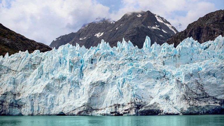 Τα δυο τρίτα των παγετώνων θα εξαφανιστούν μέχρι το 2100, προειδοποιεί νέα μελέτη