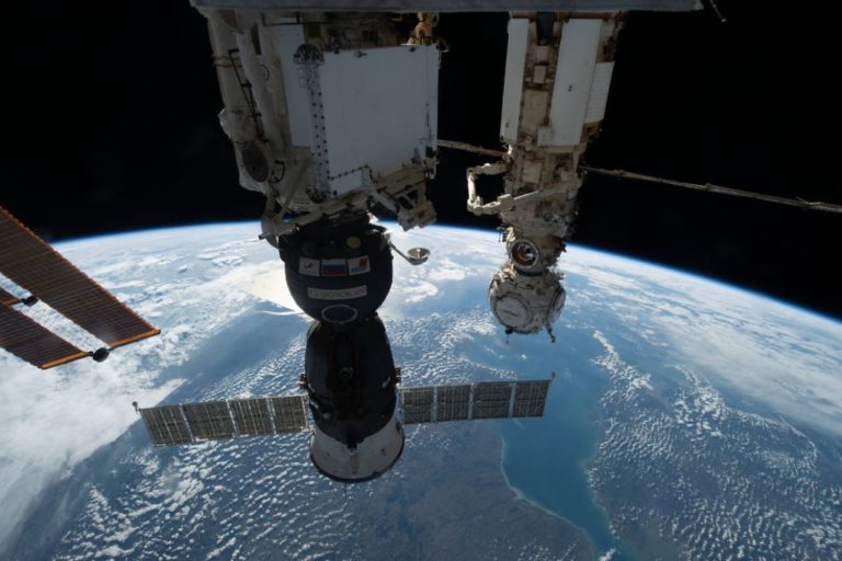 Η Ρωσία θα εκτοξεύσει αποστολή διάσωσης των αστροναυτών στον Διεθνή Διαστημικό Σταθμό
