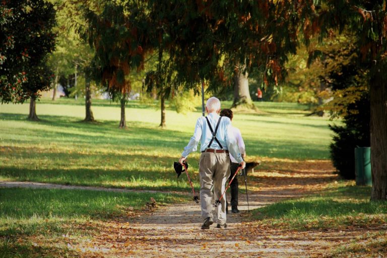 Έρευνα: Ο υγιεινός τρόπος ζωής και η υγιεινή διατροφή επιβραδύνουν την απώλεια μνήμης στους ηλικιωμένους