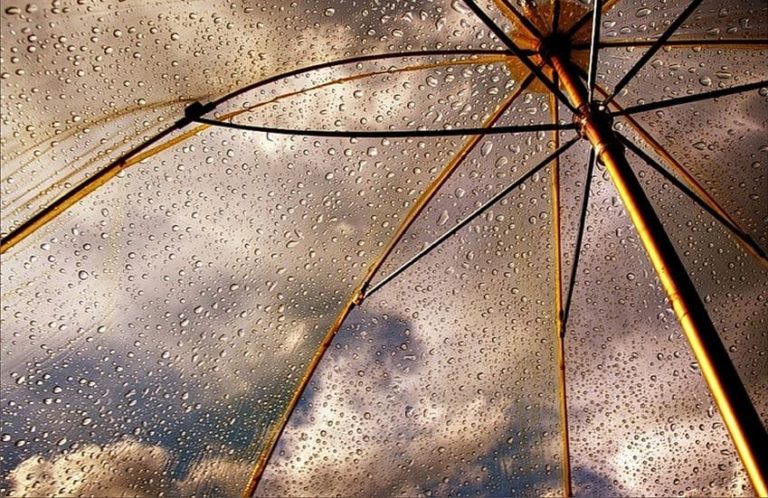 O καιρός με τον Παναγιώτη Γιαννόπουλο: Aλλάζει το σκηνικό – Βροχές από το απόγευμα στα δυτικά της χώρας (video)