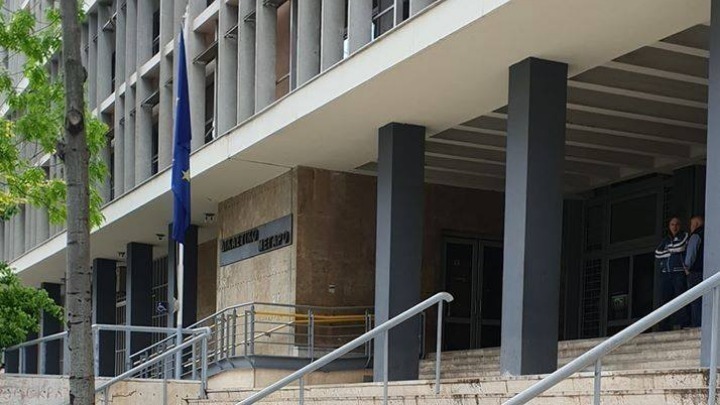 Δίκη Καμπανού: Επέκταση της κατηγορίας σε εγκληματική οργάνωση θα ζητήσει ο δικηγόρος της οικογένειας
