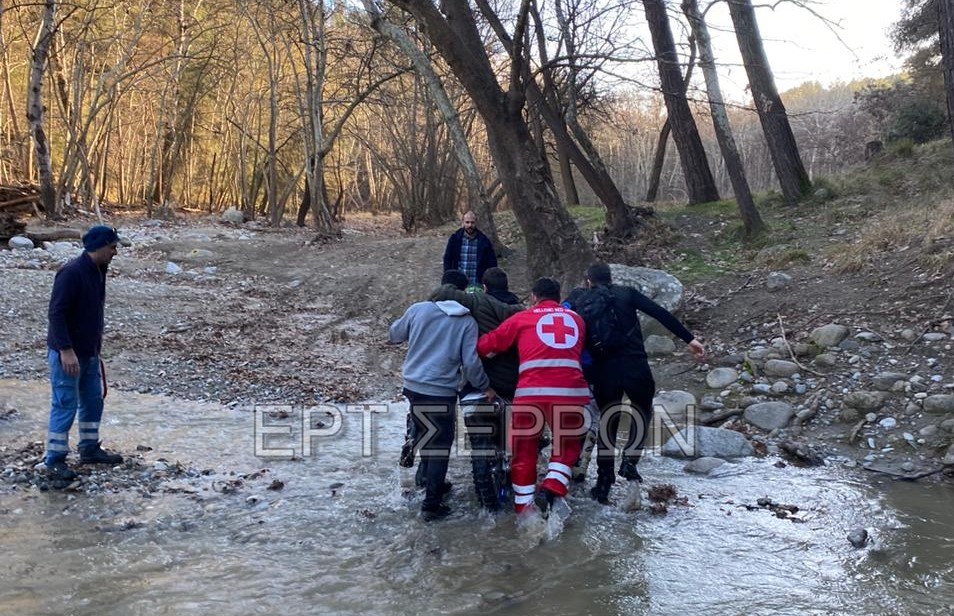 Σέρρες: Μαθήματα ανθρωπιάς σε μια πρωτόγνωρη κινητοποίηση για τον εντοπισμό του 18χρονου (φωτογραφίες)