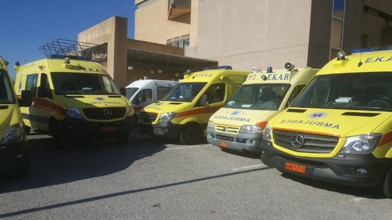 Αναφορά βουλευτών του ΣΥΡΙΖΑ – Προοδευτική Συμμαχία για τους οδηγούς ασθενοφόρων στο Κέντρο Υγείας Λεωνιδίου