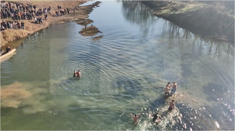 Διδυμότειχο: Ο Σταυρός έπεσε και στον Ερυθροπόταμο