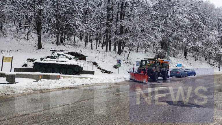 Χιονίζει στα ορεινά του Ν. Ιωαννίνων-Χωρίς προβλήματα η κυκλοφορία- Άνοιξαν τα χιονοδρομικά (video)