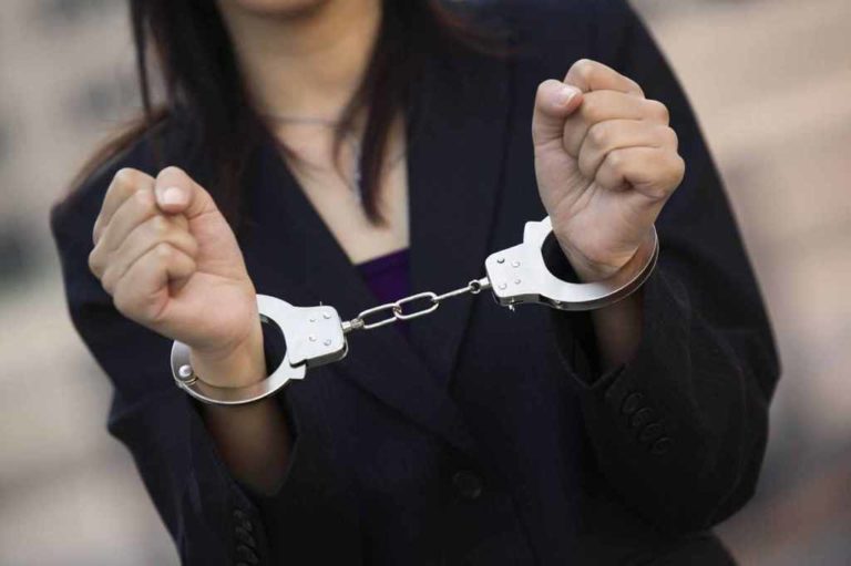 Κέρκυρα: Σύλληψη 28χρονης φυγόποινης