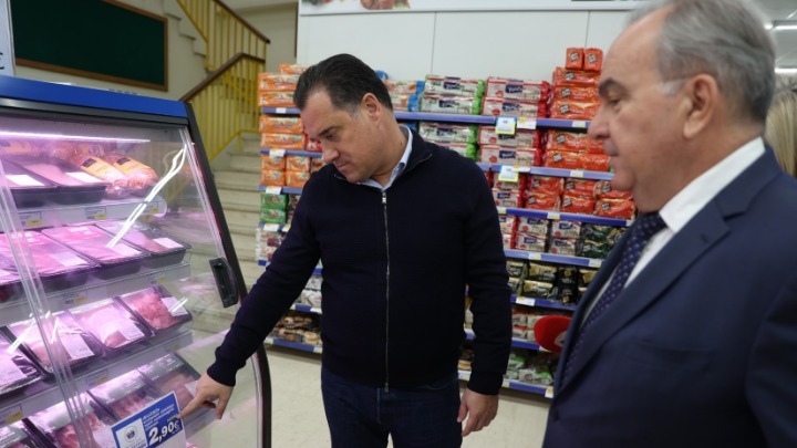 Ν. Παπαθανάσης: Όφελος συνδυαστικά 132 ευρώ για μια τετραμελή οικογένεια από το «καλάθι του νοικοκυριού»