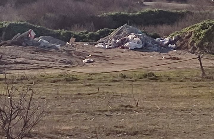 Παρά τα υψηλά πρόστιμα συνεχίζεται η παράνομη εναπόθεση μπάζων