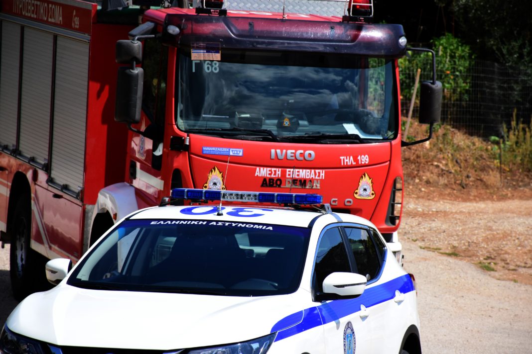 Στις φλόγες τυλίχθηκε ένα ΙΧ αυτοκίνητο εντός της σήραγγας Κρημνού στην Εγνατία Οδό