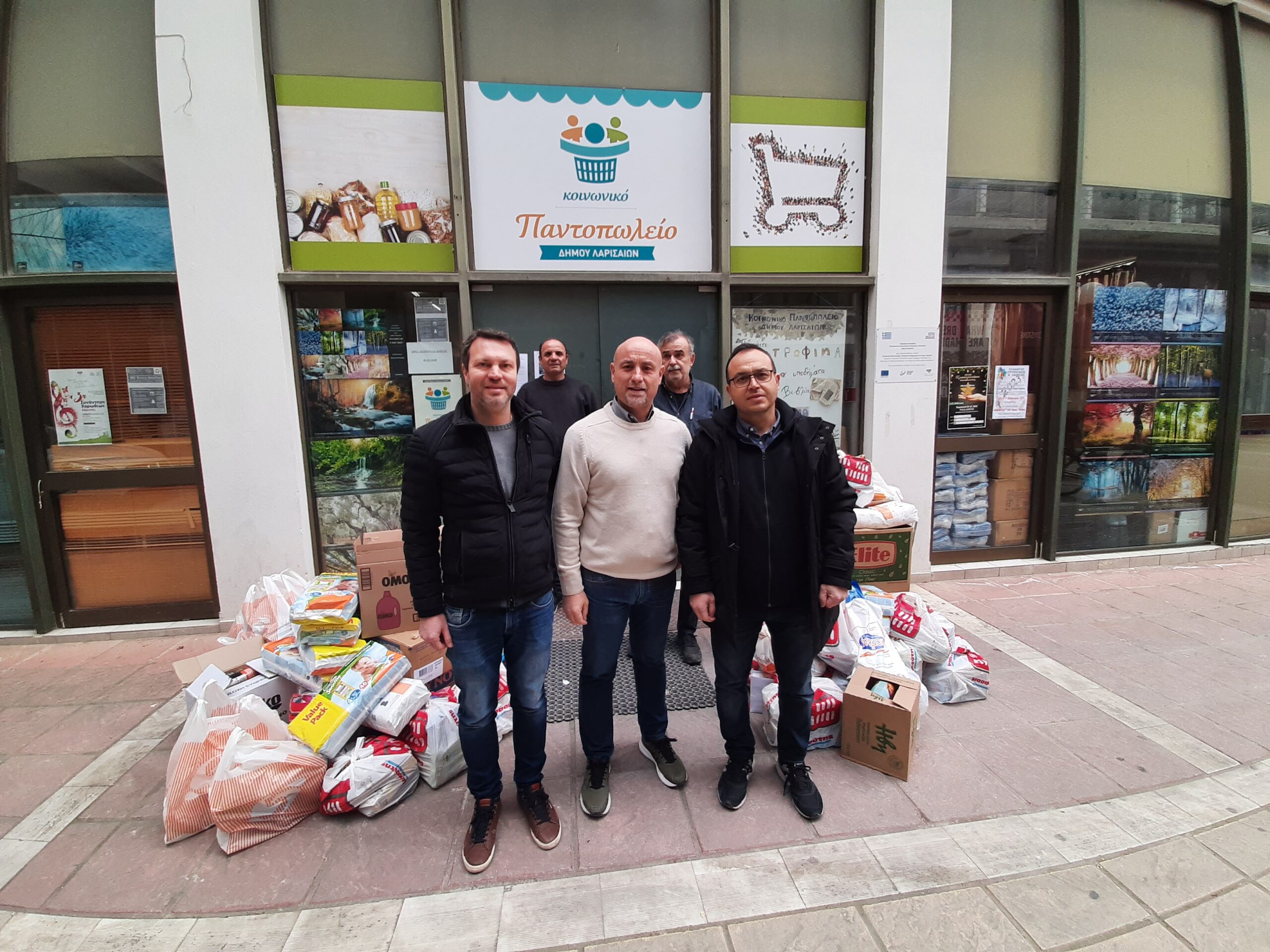 ΕΦΟΡΙΑΚΟΙ Συγκινεί η ανταπόκριση του κόσμου για βοήθεια σε Τουρκία και Συρία