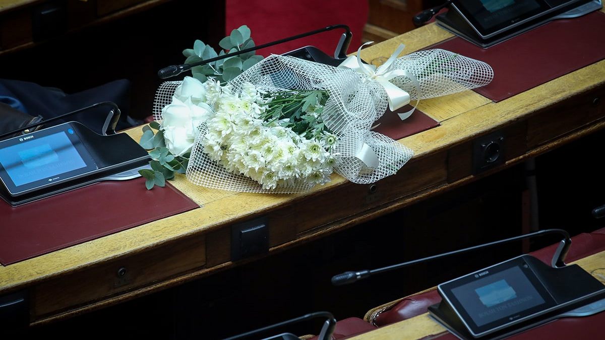 Την Τετάρτη η κηδεία του βουλευτή Ν. Σαντορινιού – Θα παραστεί ο πρόεδρος του ΣΥΡΙΖΑ-ΠΣ Αλέξης Τσίπρας