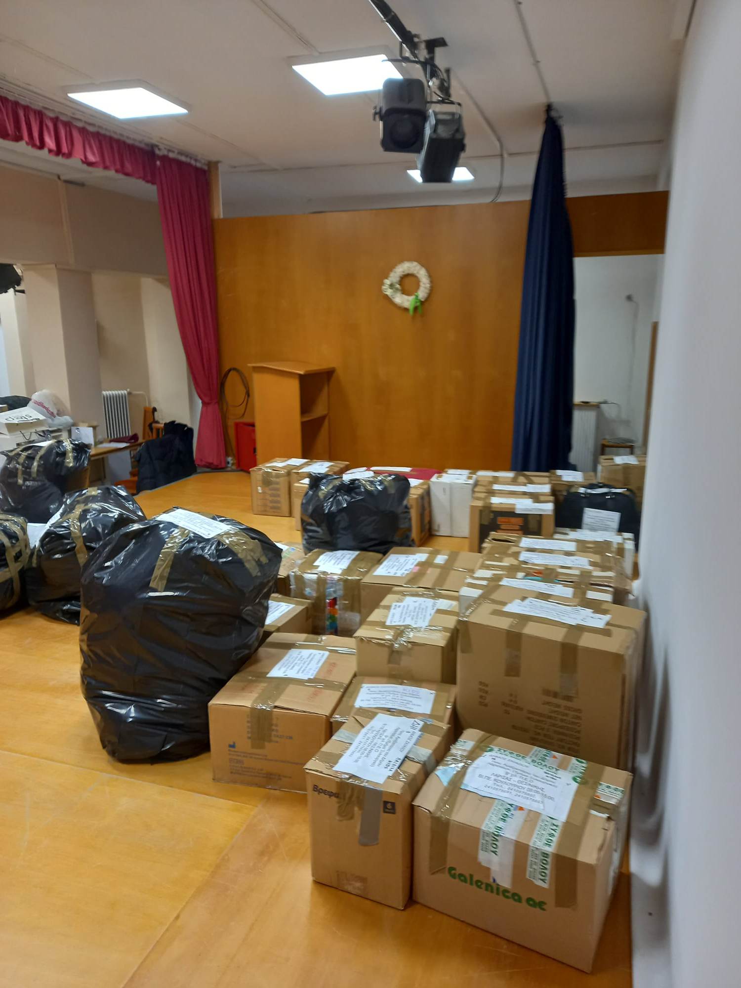 Μεγάλη συγκέντρωση ανθρωπιστικής βοήθειας από το νησί της Σκιάθου για τους σεισμοπαθείς Τουρκίας και Συρίας