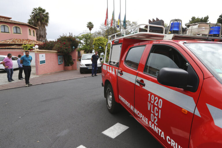 Δύο νεκροί και 14 τραυματίες από πυρκαγιά στη Λισαβόνα