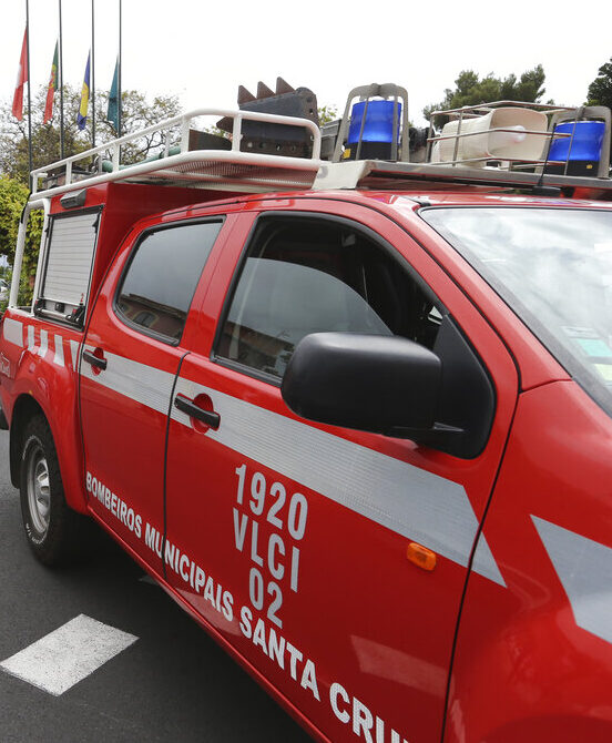 Δύο νεκροί και 14 τραυματίες από πυρκαγιά στη Λισαβόνα