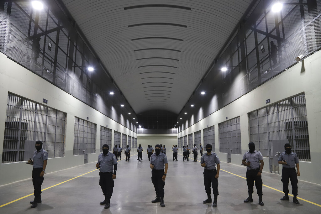 APTOPIX El Salvador Prison