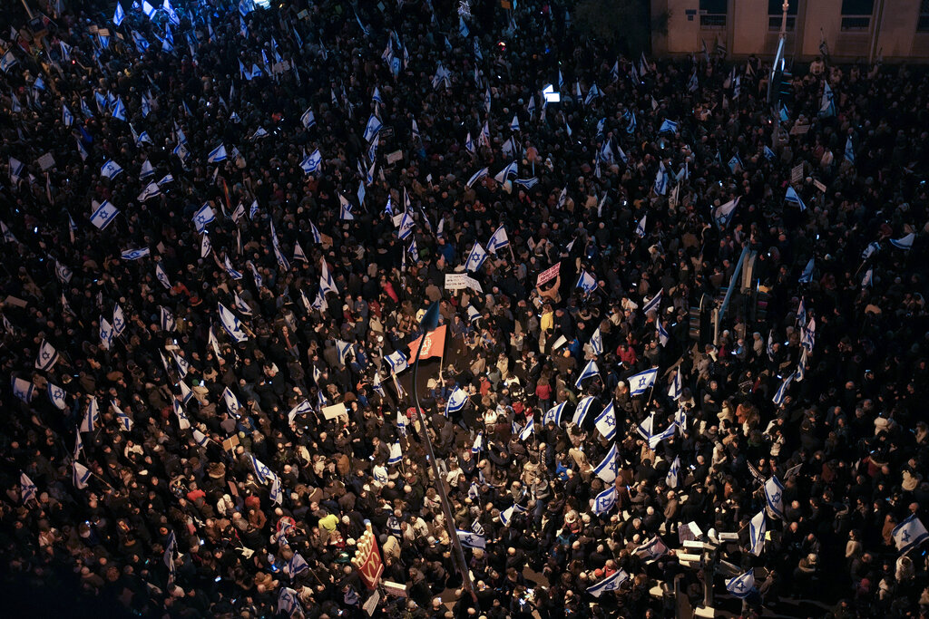 Ισραήλ: Χιλιάδες άνθρωποι διαδήλωσαν εναντίον της μεταρρύθμισης του δικαστικού συστήματος
